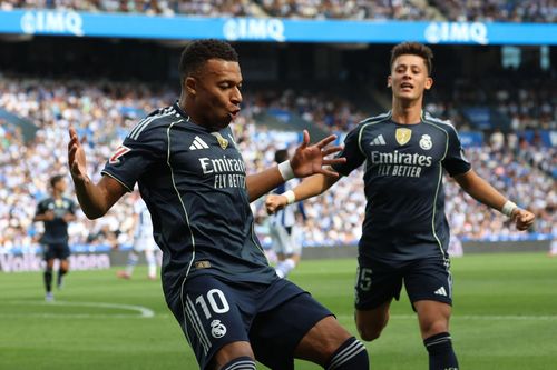 Mbappe tỏa sáng, Real Madrid giành 3 điểm với 10 người