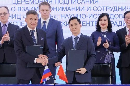 Việt Nam hợp tác với Nga về ứng dụng công nghệ mới chẩn đoán, điều trị ung thư