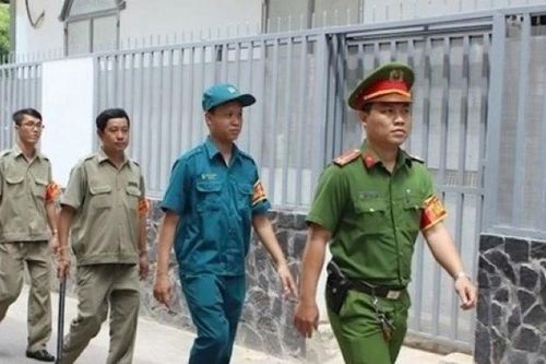 Công an xã sẽ giám sát người có hành vi bạo lực gia đình