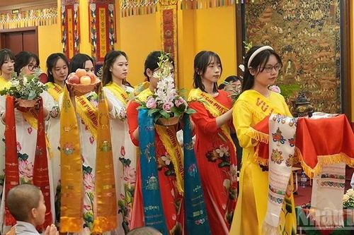 Người Việt Nam tại Liên bang Nga tổ chức Lễ Vu lan báo hiếu