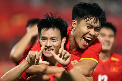 Trách nhiệm với bóng đá trẻ