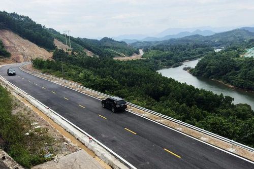 Những công trình giao thông thay đổi diện mạo miền núi Quảng Ninh