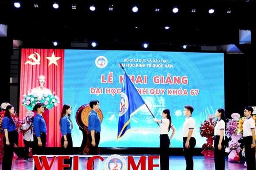 Đại học Kinh tế Quốc dân khai giảng đại học chính quy Khóa 67