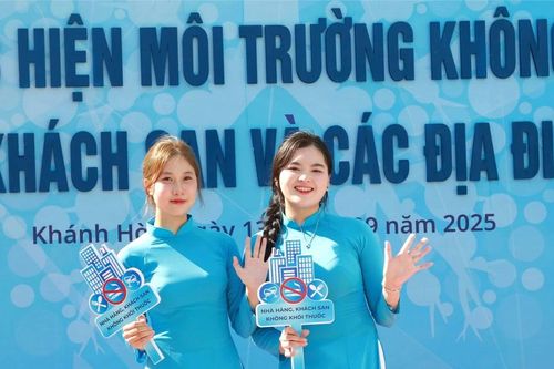 Hơn 68% người dân vẫn hít khói thuốc thụ động tại nhà hàng
