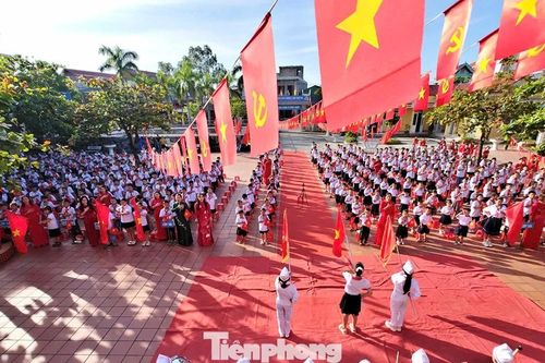Hải Phòng răn đe xử lý nghiêm hiệu trưởng nếu để 'lạm thu' đầu năm học