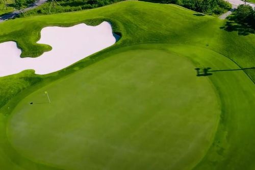 Cận cảnh những hố đấu đẹp như mơ tại sân golf Thanh Lanh