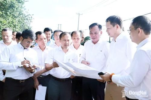 TIẾN TỚI ĐẠI HỘI ĐẠI BIỂU ĐẢNG BỘ TỈNH ĐỒNG NAI LẦN THỨ I, NHIỆM KỲ 2025-2030 VÀ ĐẠI HỘI XIV CỦA ĐẢNG Phát triển hạ tầng giao thông đồng bộ, hiện đại