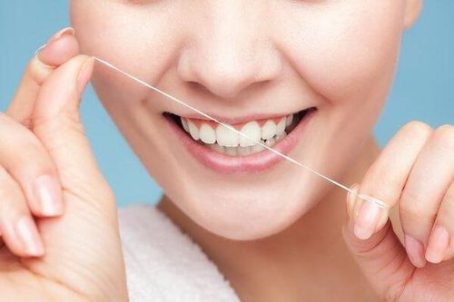 Mảng bám răng và những hệ lụy