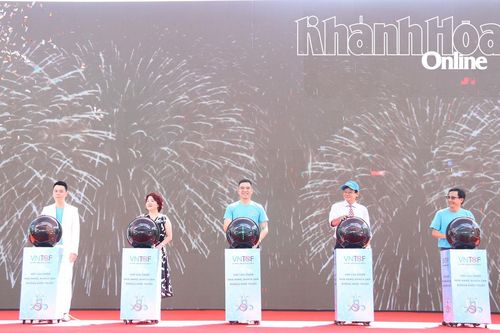 Chiến dịch tăng cường thực hiện môi trường không khói thuốc lá tại nhà hàng, khách sạn và các điểm công cộng