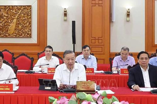 Kết luận số 191 - KL/TW: Tiếp tục tăng cường lãnh đạo, chỉ đạo công tác tổ chức đại hội đảng bộ các cấp