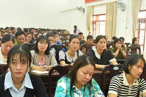 Bồi dưỡng kỹ năng công nghệ số cho hơn 200 học viên tại xã Đức An