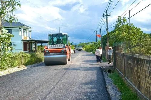 Nỗ lực 'thần tốc' vì cộng đồng