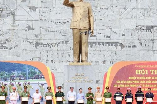 Hội thao nghiệp vụ chữa cháy và cứu nạn, cứu hộ ; 'Tổ liên gia an toàn PCCC' tỉnh Sơn La năm 2025 thành công tốt đẹp