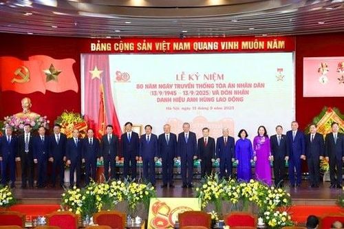 Tổng Bí thư: Tòa án nhân dân phải là 'pháo đài' chính trị - pháp lý vững chắc, củng cố niềm tin của nhân dân
