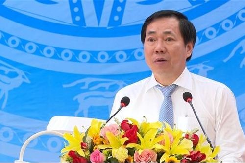 Một cựu Phó Chủ tịch UBND tỉnh xin nghỉ việc sau hơn 2 tháng làm lãnh đạo xã