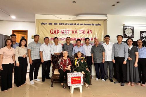 Gặp mặt và tri ân Anh hùng lực lượng vũ trang La Văn Cầu