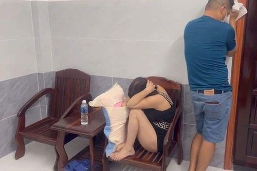 Bắt quả tang 2 cặp nam nữ 'vui vẻ' trong Hotel Phượng Hồng: Hé lộ chiêu thức thỏa thuận giá cả, ăn chia