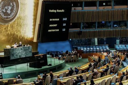Đại hội đồng LHQ ủng hộ mạnh mẽ giải pháp hai nhà nước Israel – Palestine