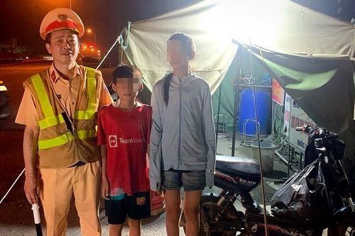 Từ những hành động bột phát của trẻ: Cần sự cộng đồng trách nhiệm