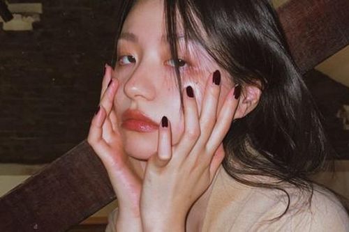 Nữ giới đang bị rối loạn nội tiết tố trên da sẽ 'lồ lộ' 6 vấn đề, chỉ cần 1 chiếc gương để kiểm tra