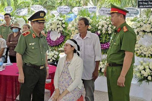 Anh ngã xuống vì bình yên cuộc sống