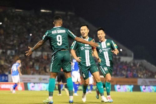 Đội bóng của Công Phượng loại đại diện V.League khỏi Cúp Quốc gia