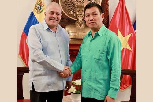 Giao lưu hữu nghị Việt Nam-Cuba tại Venezuela