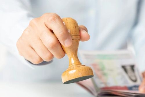 Bộ Nội vụ chỉ đạo 'nóng' về gia hạn giấy phép lao động