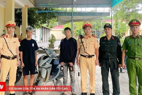 Mang xe trộm cắp đi hát karaoke rồi đánh nhau