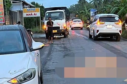 Công an thông tin vụ người đàn ông đánh phụ nữ rồi lao vào xe tải tử vong