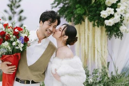 Nam diễn viên Đoàn Minh Tài: Tìm được bến đỗ cuộc đời bên nữ bác sĩ kém 16 tuổi