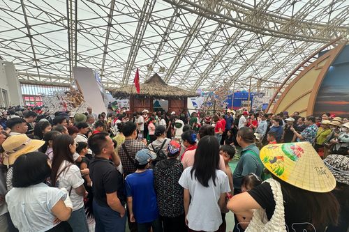 Gần 2 triệu lượt khách tham quan, trải nghiệm gian trưng bày tỉnh Điện Biên tại Triển lãm Thành tựu đất nước