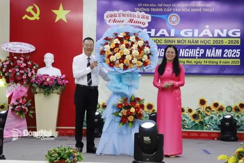 Trường trung cấp Văn hóa nghệ thuật Đồng Nai khai giảng năm học 2025-2026