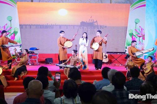 Đồng Tháp: Chương trình giao lưu 'Âm nhạc tỏa sáng'