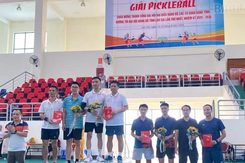 Bế mạc Giải Pickleball chào mừng thành công Đại hội đại biểu Đảng bộ Các cơ quan Đảng tỉnh