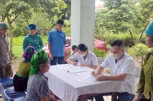 Cần làm rõ mục tiêu mỗi trạm y tế có 3 bác sĩ