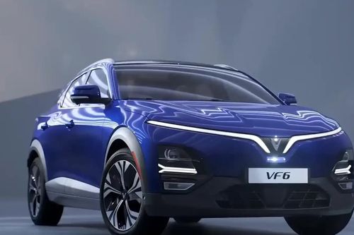 Top 10 ô tô bán chạy nhất Việt Nam tháng 8