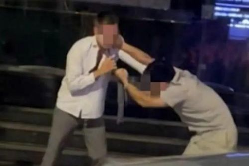 Xác minh người chặn xe, hành hung người lái