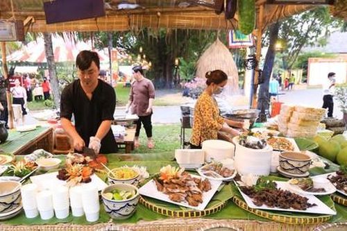 Hơn 10.000 suất ăn, uống miễn phí đậm vị Sài Gòn - TPHCM tri ân cộng đồng tại A80