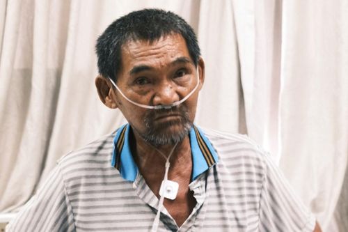 'Hiệp sĩ Minh cô đơn' nhập viện, được ủng hộ gần 500 triệu đồng