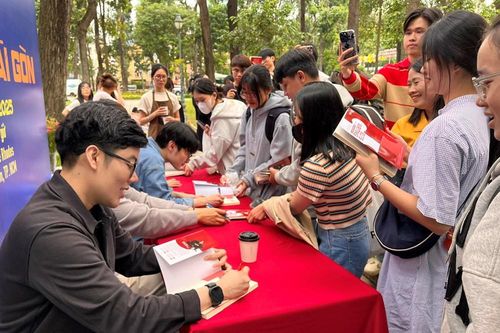 Hơi thở mới cho văn hóa đọc giữa lòng đô thị