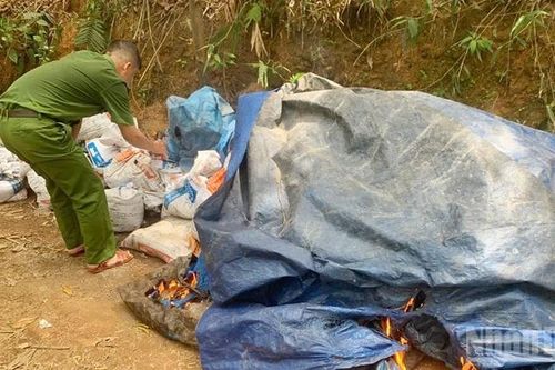 Đà Nẵng: Nhức nhối tình trạng khai thác vàng trái phép ở xã miền núi Thạnh Bình