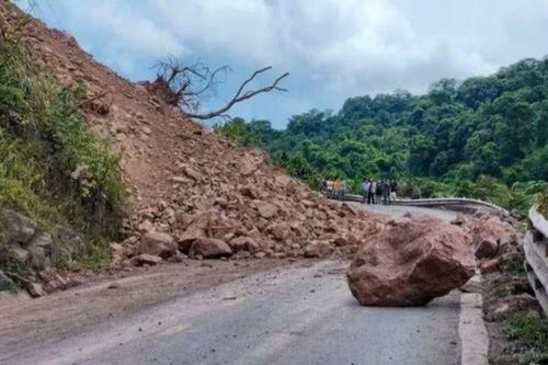 Cảnh báo lũ quét, sạt lở đất do mưa lớn trên các tỉnh Phú Thọ và Lâm Đồng
