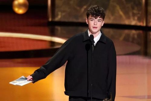 Owen Cooper: 'Lắng nghe, tập trung, bước ra khỏi vùng an toàn, bạn có thể đạt được bất cứ điều gì trong cuộc sống'