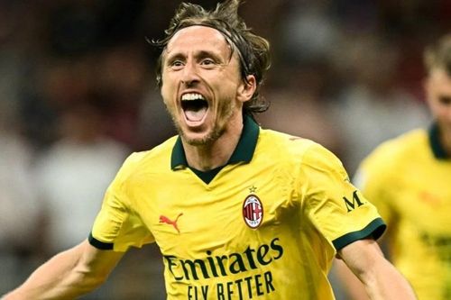 Modric làm nên lịch sử hiếm có tại Serie A
