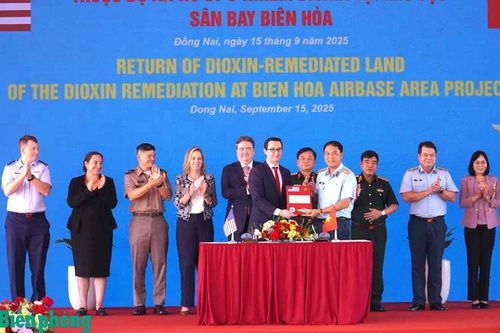 Việt Nam - Hoa Kỳ chung tay khắc phục hậu quả chiến tranh