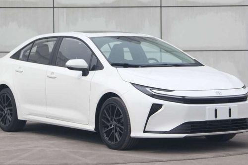 Toyota Corolla sắp được nâng cấp, diện mạo như Camry