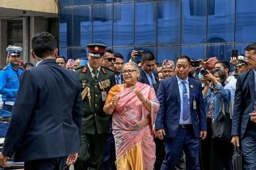Thủ tướng lâm thời Nepal cam kết chỉ nắm quyền trong 6 tháng