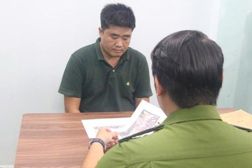 Công an TPHCM bắt khẩn cấp tài xế ô tô hành hung người lớn tuổi giữa phố