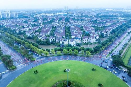 Giải Marathon Quốc tế Hà Nội Techcombank mùa thứ 4 nối quá khứ – hiện tại – tương lai